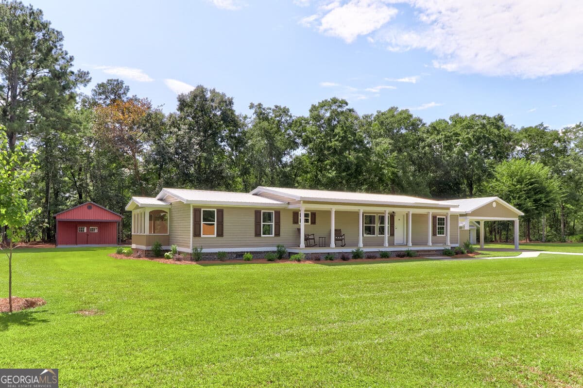 3 bedroom, 2 bathroom, 1,792 sq ft manufactured home,single family residence for sale at 103 Winnai Lane, Guyton, GA 31312 — photo 2