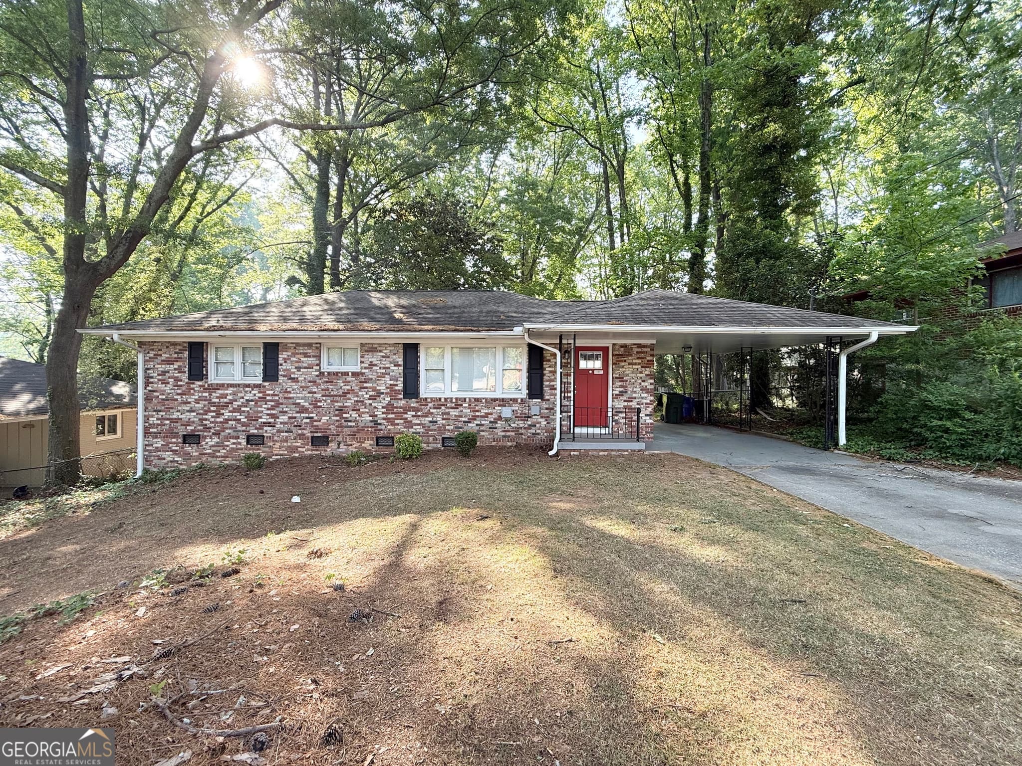 3 bedroom, 1 bathroom, 1,118 sq ft single family residence for sale at 2748 Bonnybrook Drive, Atlanta, GA 30311 — photo 2