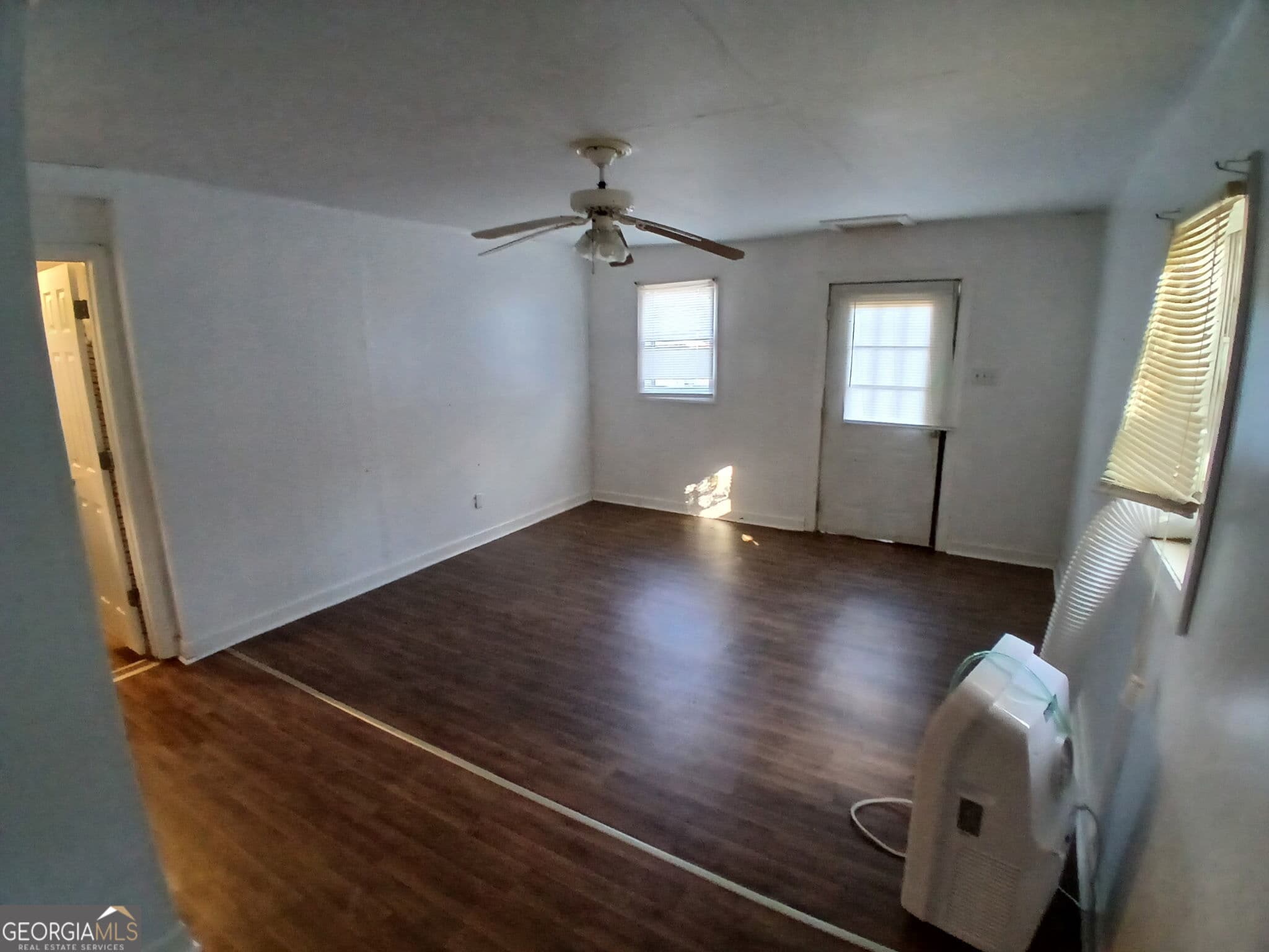 1 bedroom, 1 bathroom, 800 sq ft single family residence for rent at 218A Hunt Street, Fort Valley, GA 31030 for $850 a month — photo 3