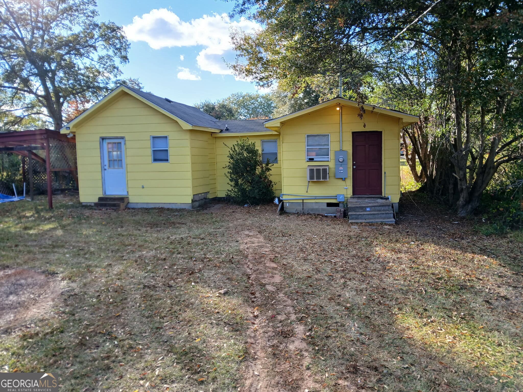 1 bedroom, 1 bathroom, 800 sq ft single family residence for rent at 218A Hunt Street, Fort Valley, GA 31030 for $850 a month