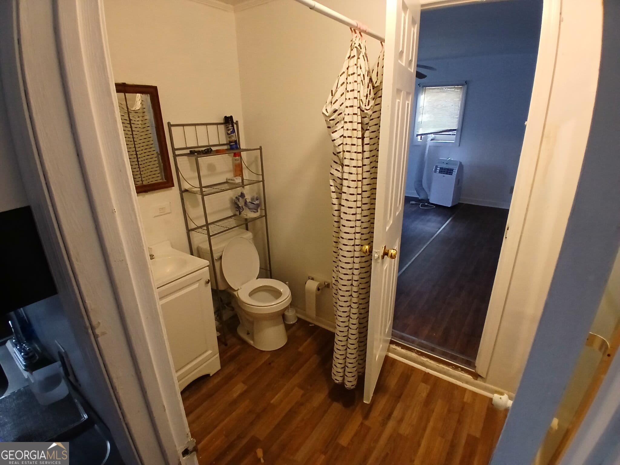 1 bedroom, 1 bathroom, 800 sq ft single family residence for rent at 218A Hunt Street, Fort Valley, GA 31030 for $850 a month — photo 4