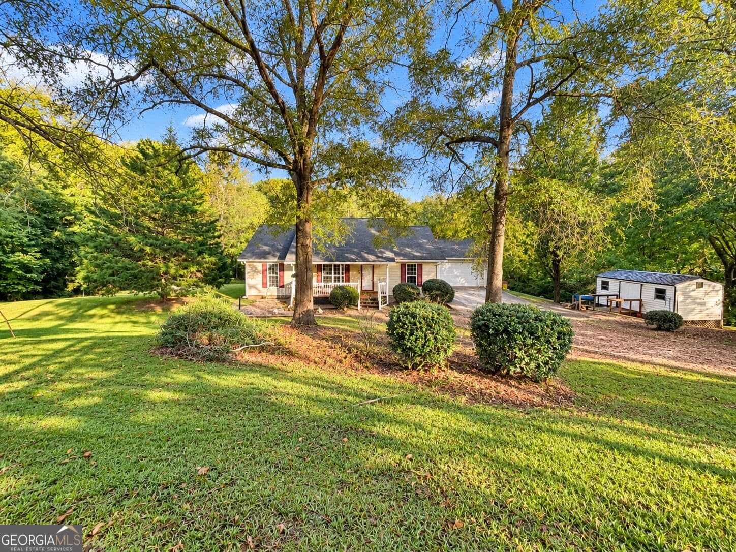 3 bedroom, 2 bathroom, 1,598 sq ft single family residence for sale at 5019 Hwy 29, Royston, GA 30662 — photo 4