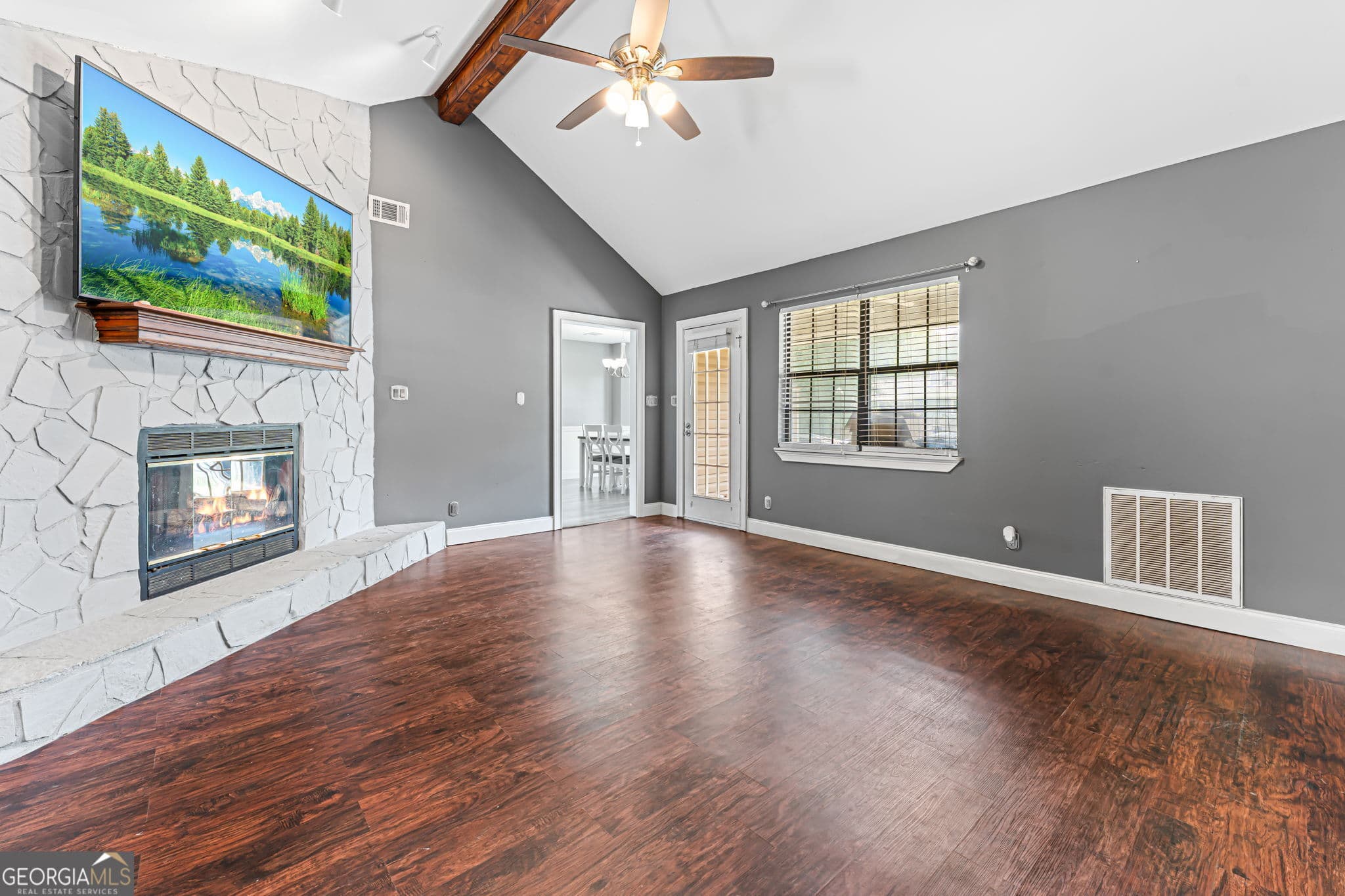 3 bedroom, 2 bathroom, 1,450 sq ft single family residence for sale at 218 Morning Dove Lane, Warner Robins, GA 31088 — photo 5