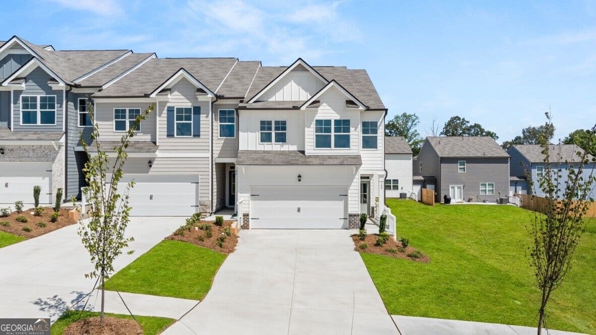 3 bedroom, 2.5 bathroom townhouse for sale at 105 Pepperbush Way, Jasper, GA 30143 — photo 1 of 35