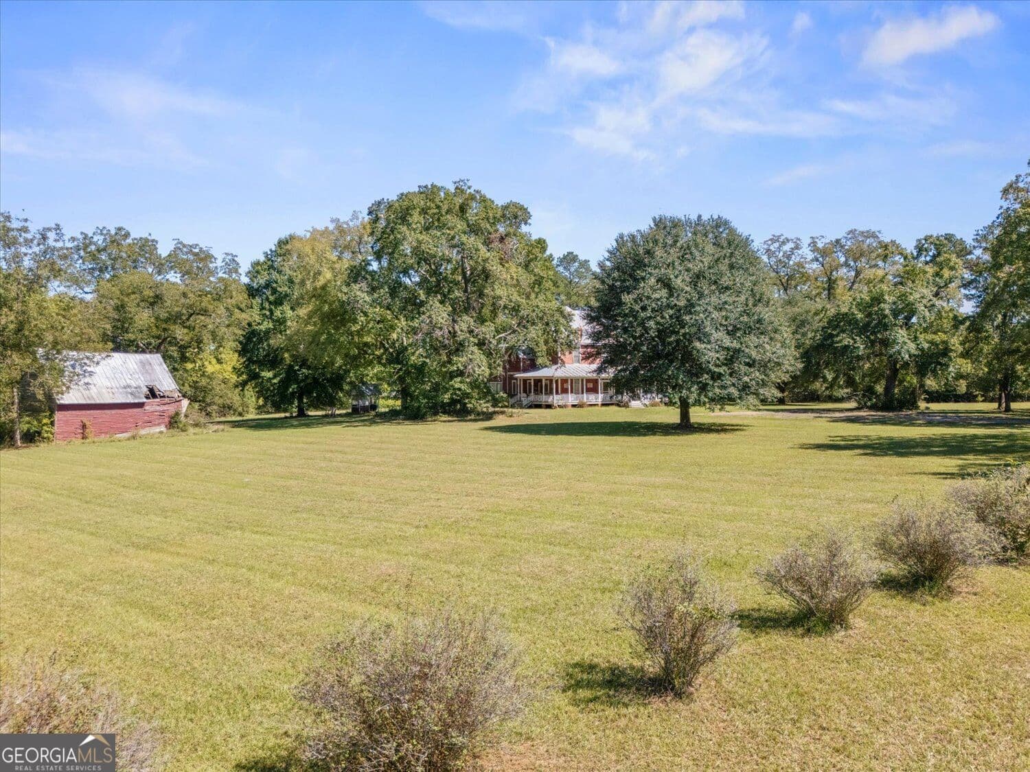 5 bedroom, 7 bathroom, 5,037 sq ft single family residence for sale at 2221 Sandtown Road, Washington, GA 30673 — photo 2