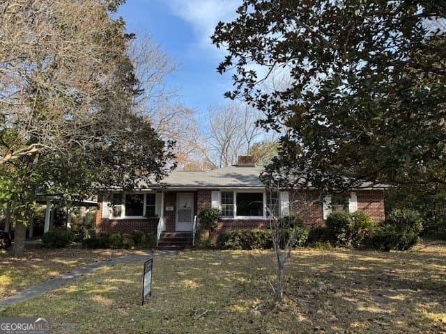 3 bedroom, 2 bathroom, 2,260 sq ft single family residence sold at 104 S College Street, Claxton, GA 30417