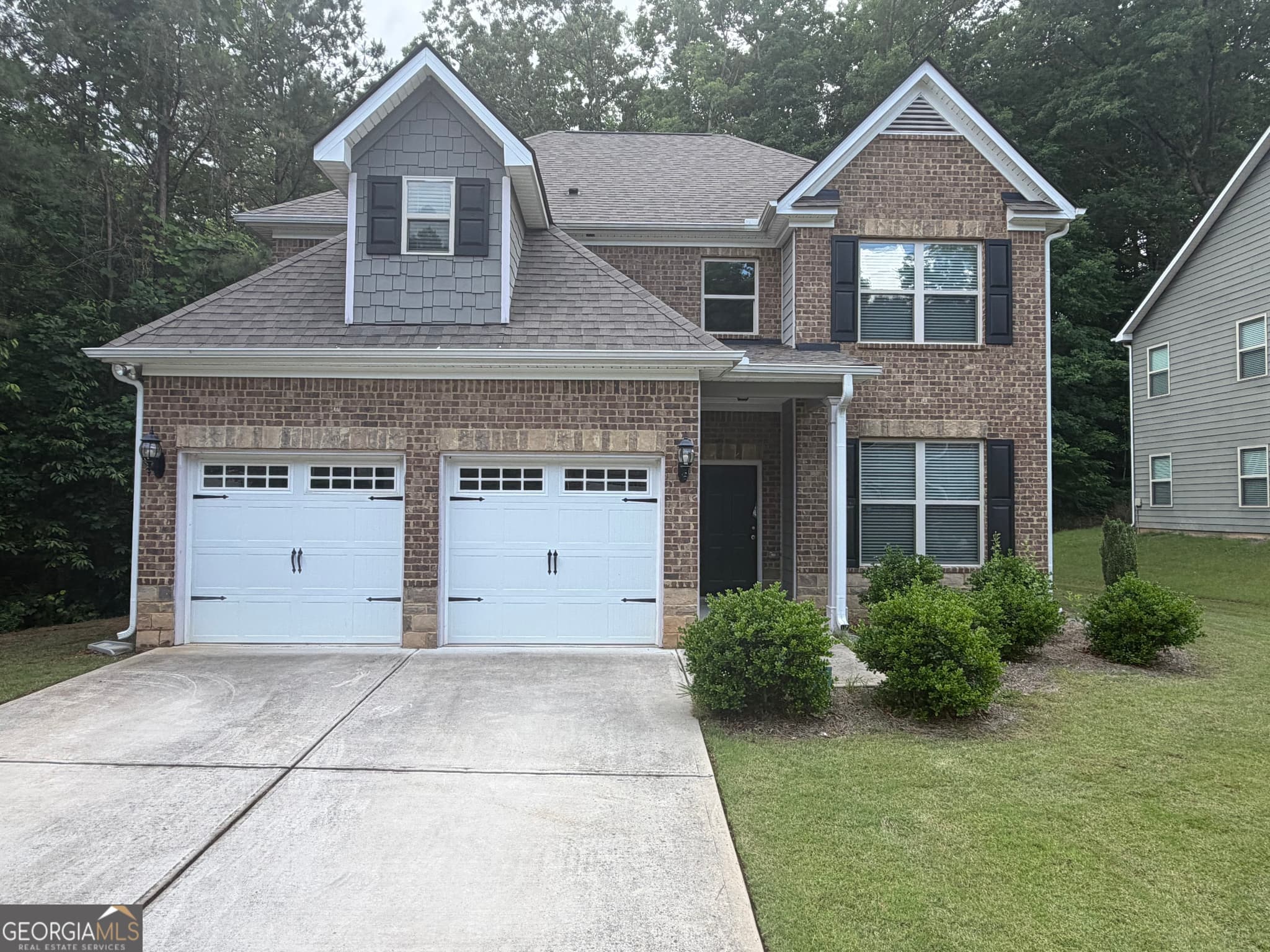 4 bedroom, 2.5 bathroom, 2,261 sq ft single family residence for sale at 303 Dublin Way, Dallas, GA 30132 — photo 2