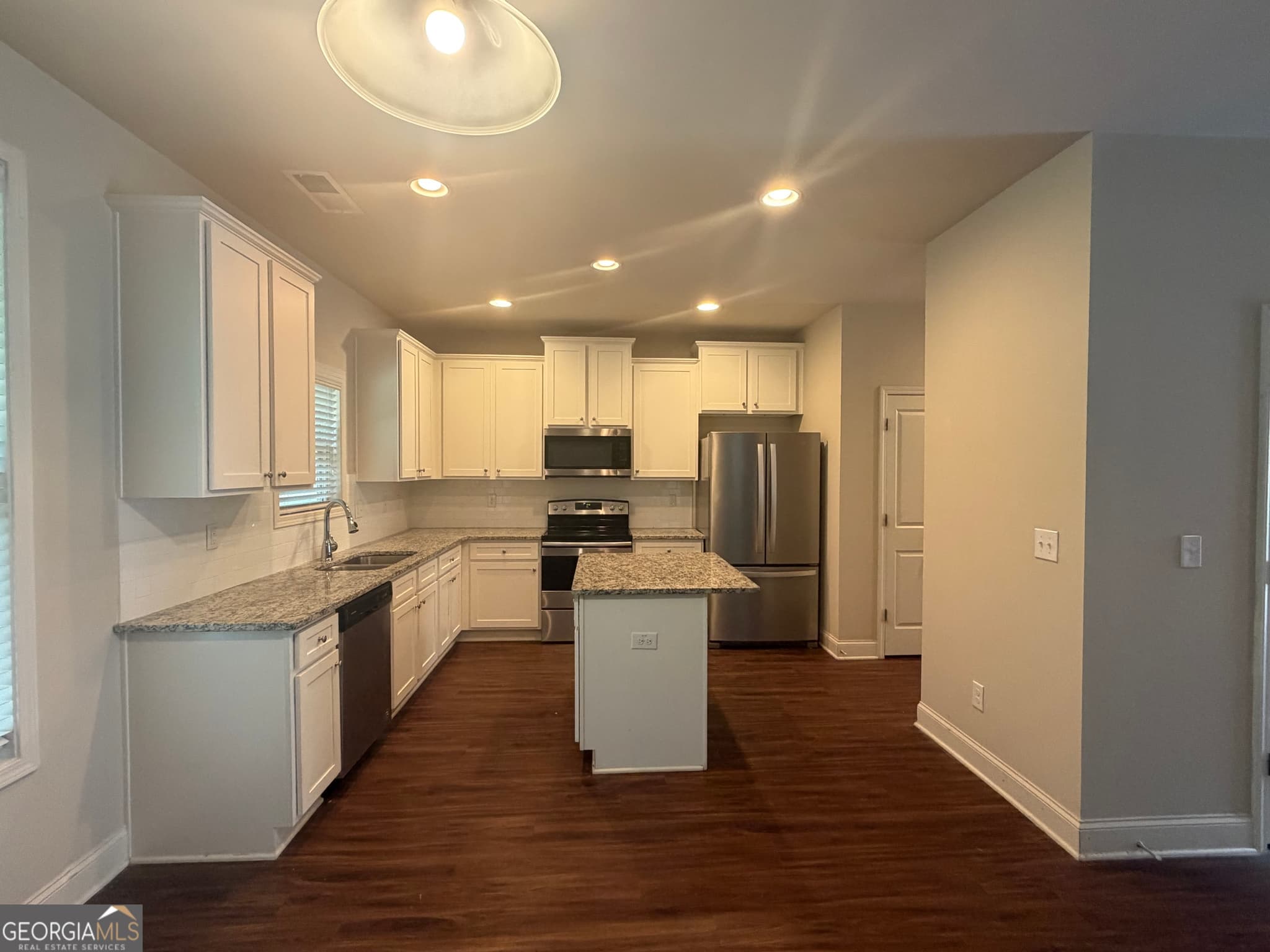 4 bedroom, 2.5 bathroom, 2,261 sq ft single family residence for sale at 303 Dublin Way, Dallas, GA 30132 — photo 5