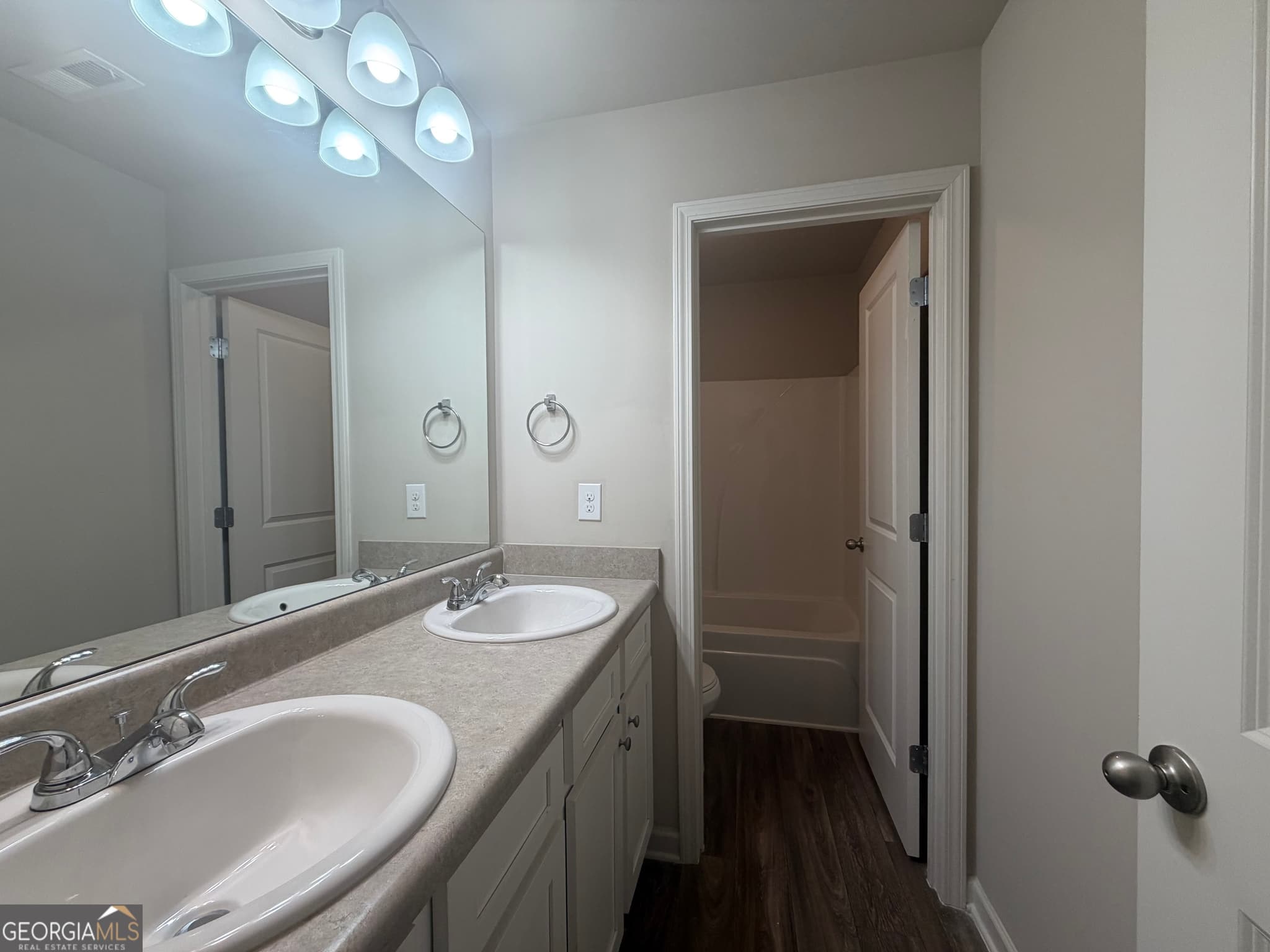 4 bedroom, 2.5 bathroom, 2,261 sq ft single family residence for sale at 303 Dublin Way, Dallas, GA 30132 — photo 10