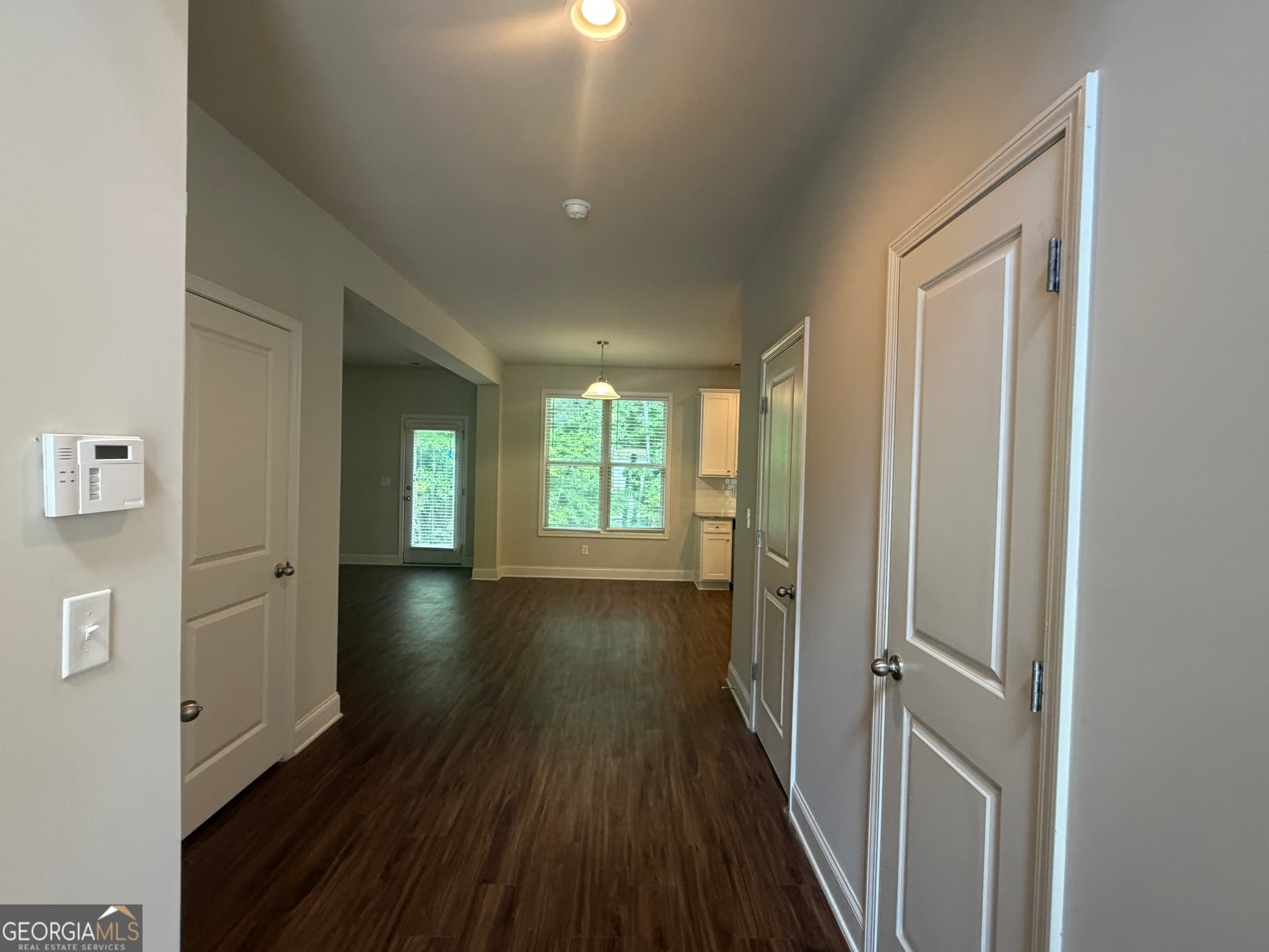 4 bedroom, 2.5 bathroom, 2,261 sq ft single family residence for sale at 303 Dublin Way, Dallas, GA 30132 — photo 4