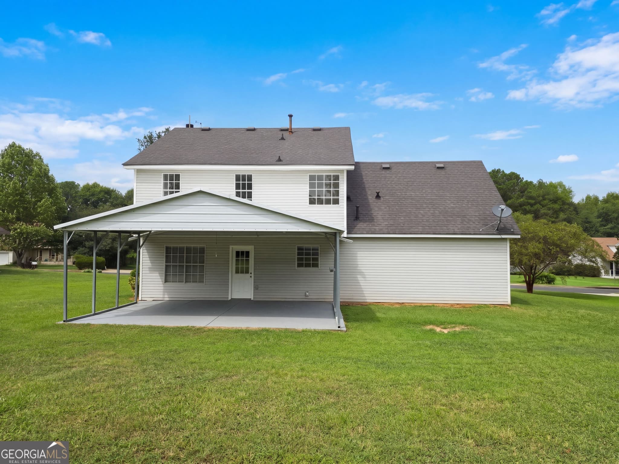 4 bedroom, 2 bathroom, 1,812 sq ft single family residence for sale at 211 Patricia Terrace, Grayson, GA 30017 — photo 5