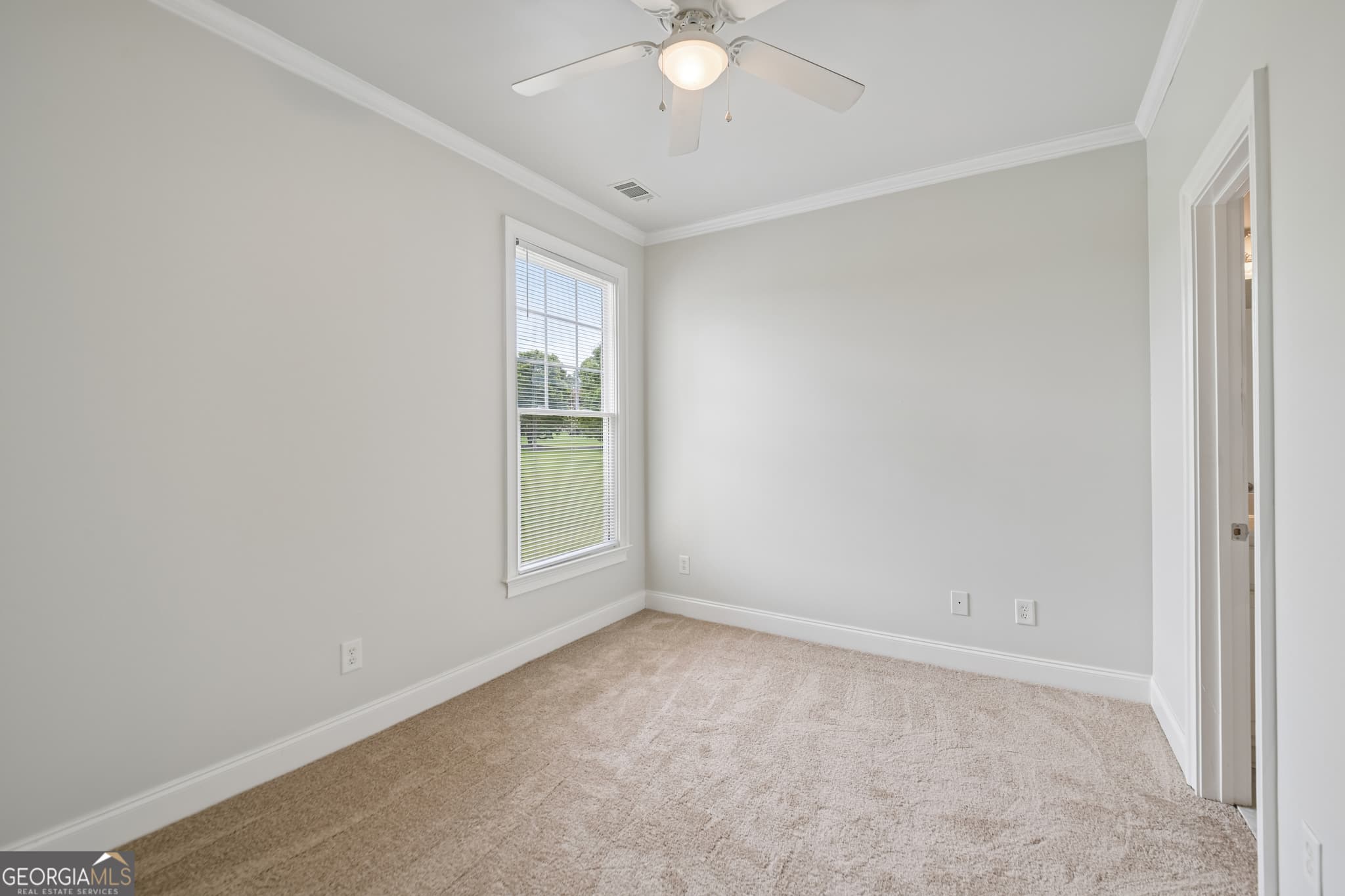 4 bedroom, 3.5 bathroom, 2,807 sq ft single family residence for sale at 1040 E Magnolia Loop, Madison, GA 30650 — photo 6