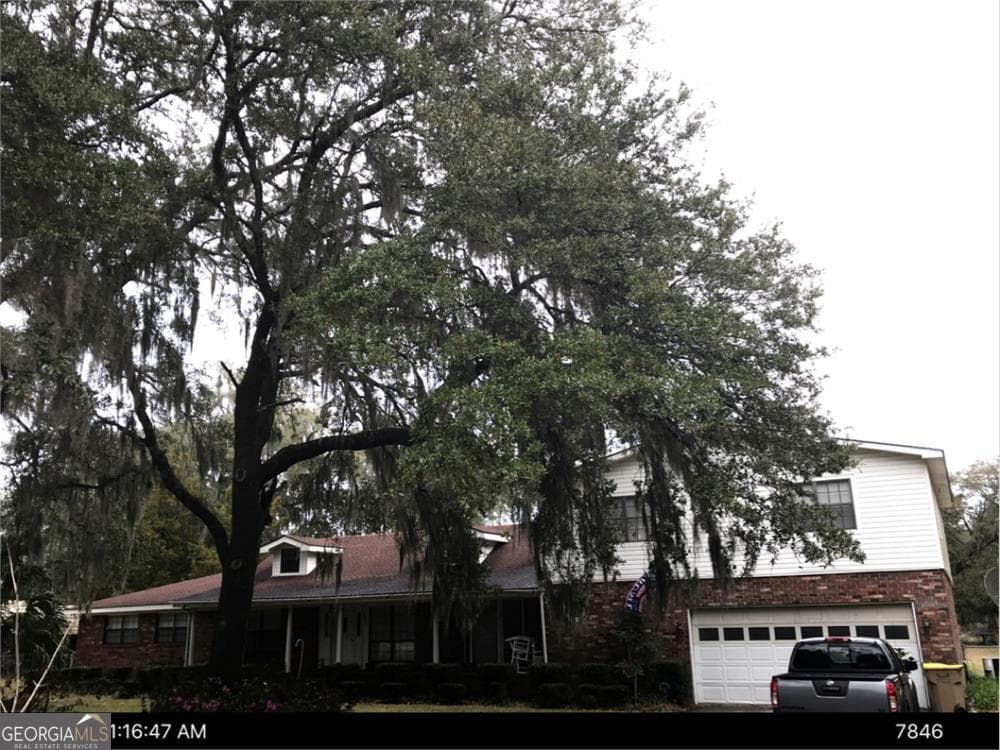 5 bedroom, 2 bathroom, 4,622 sq ft single family residence for sale at 2565 Us Highway 80, Bloomingdale, GA 31302