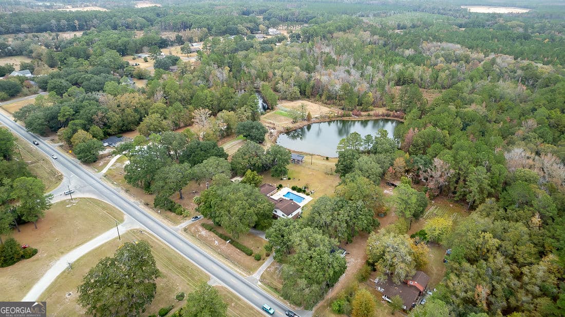 5 bedroom, 2 bathroom, 4,622 sq ft single family residence for sale at 2565 Us Highway 80, Bloomingdale, GA 31302 — photo 5