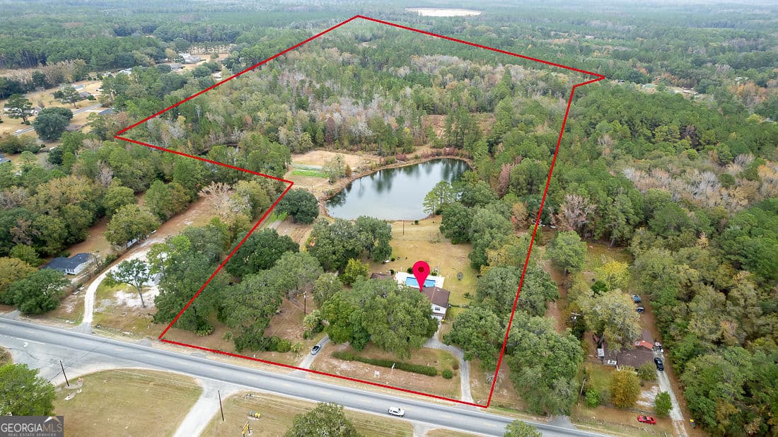 5 bedroom, 2 bathroom, 4,622 sq ft single family residence for sale at 2565 Us Highway 80, Bloomingdale, GA 31302 — photo 4