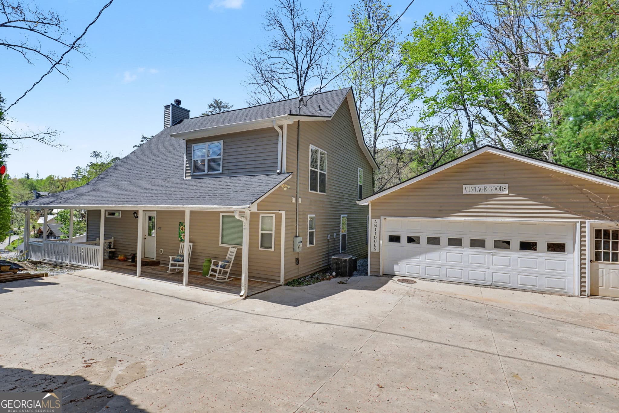 4 bedroom, 3.5 bathroom, 3,456 sq ft single family residence for sale at 400 Timpson Cove Road, Clayton, GA 30525 — photo 6