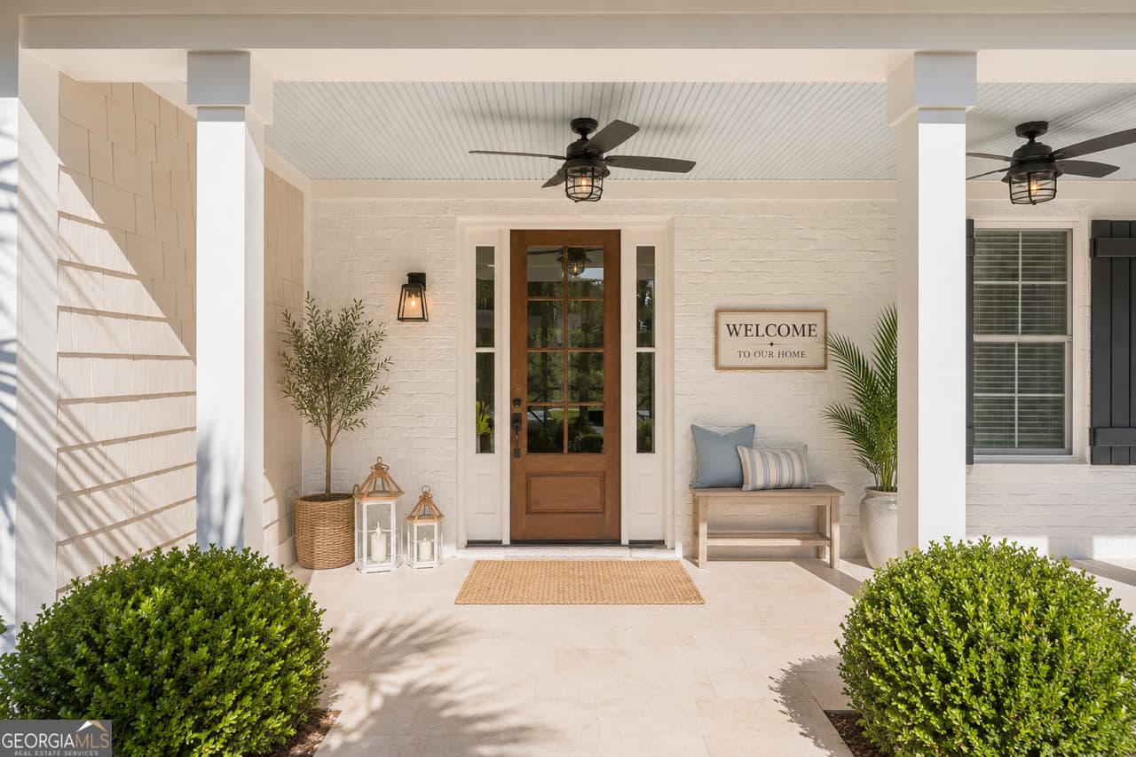 4 bedroom, 4 bathroom, 4,086 sq ft single family residence for sale at 15 Couper Place, St. Simons, GA 31522 — photo 3