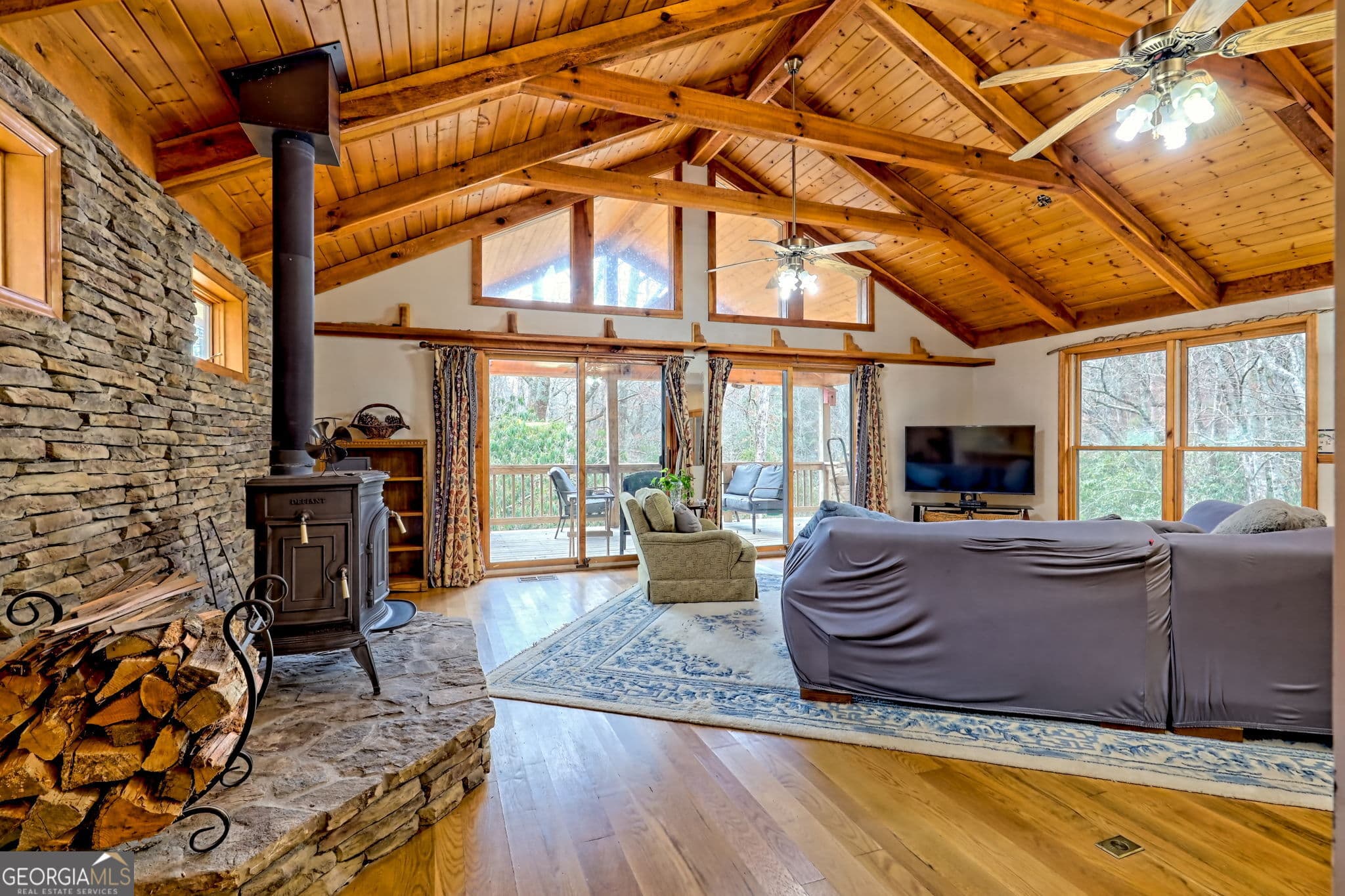 3 bedroom, 2 bathroom, 1,594 sq ft single family residence for sale at 7829 Dillard Road, Scaly Mtn, NC 28775 — photo 10