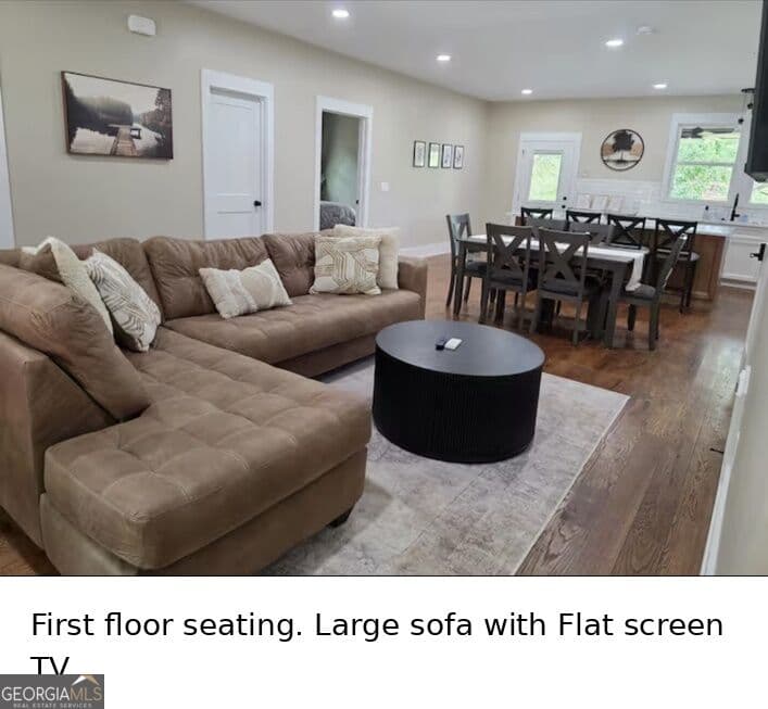 4 bedroom, 4.5 bathroom, 2,630 sq ft single family residence for sale at 95 Fischer Strasse, Helen, GA 30545 — photo 4