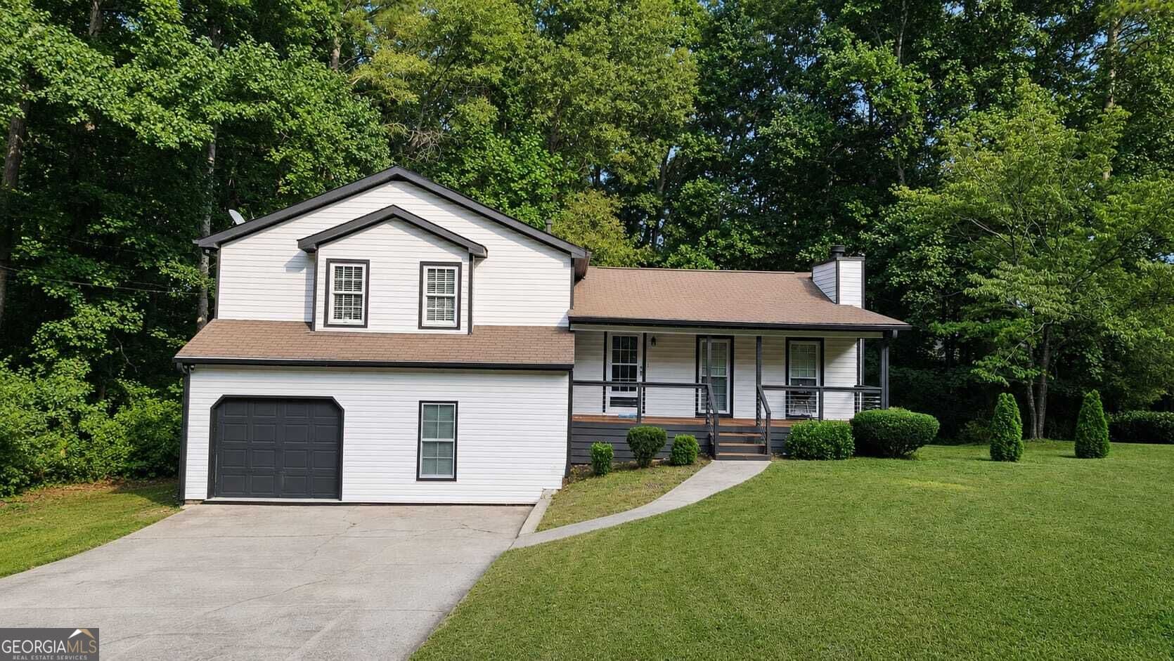 5 bedroom, 3 bathroom, 2,362 sq ft single family residence for sale at 124 Cagle Way, Hiram, GA 30141 — photo 1 of 30