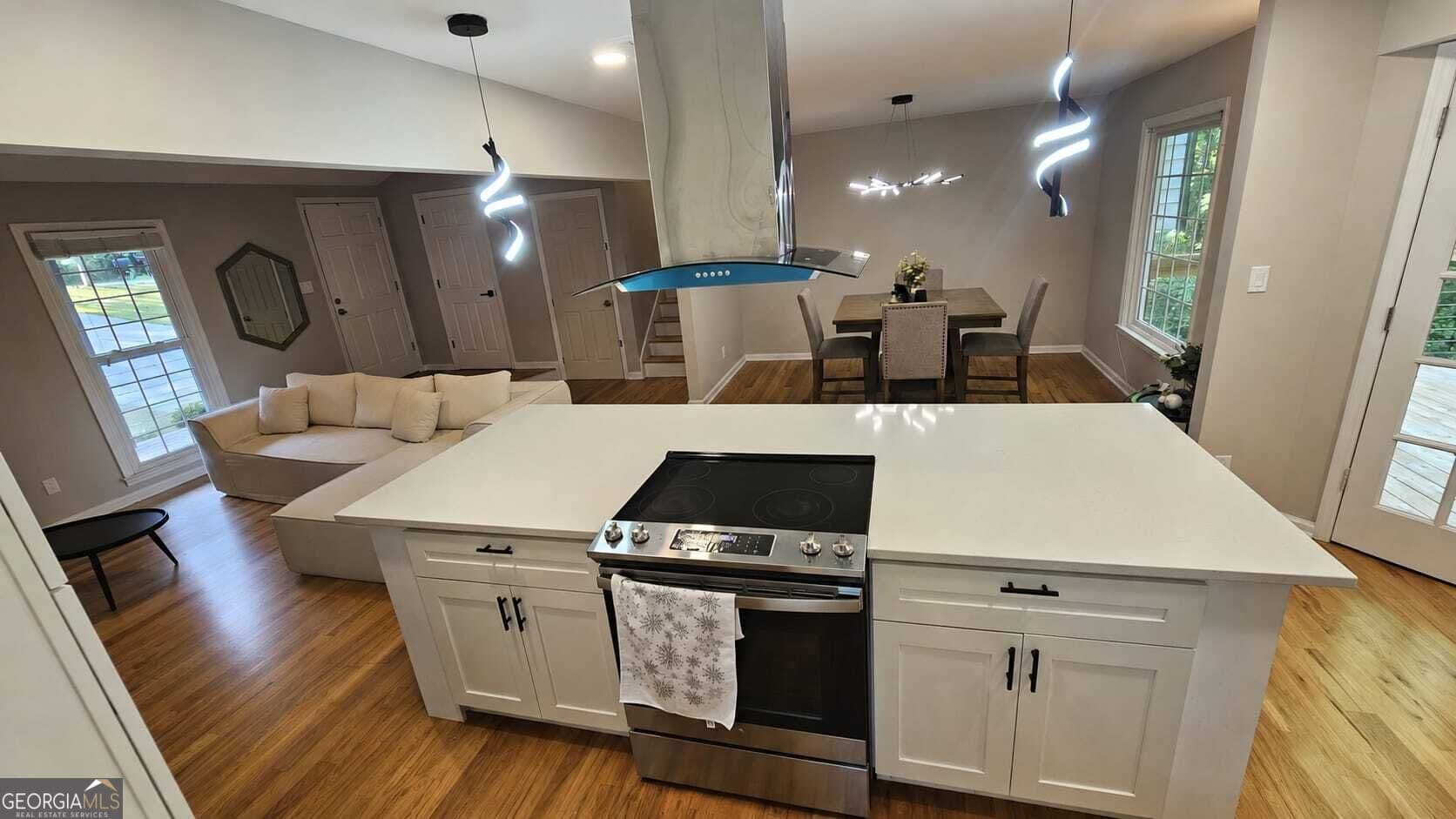 5 bedroom, 3 bathroom, 2,362 sq ft single family residence for sale at 124 Cagle Way, Hiram, GA 30141 — photo 9