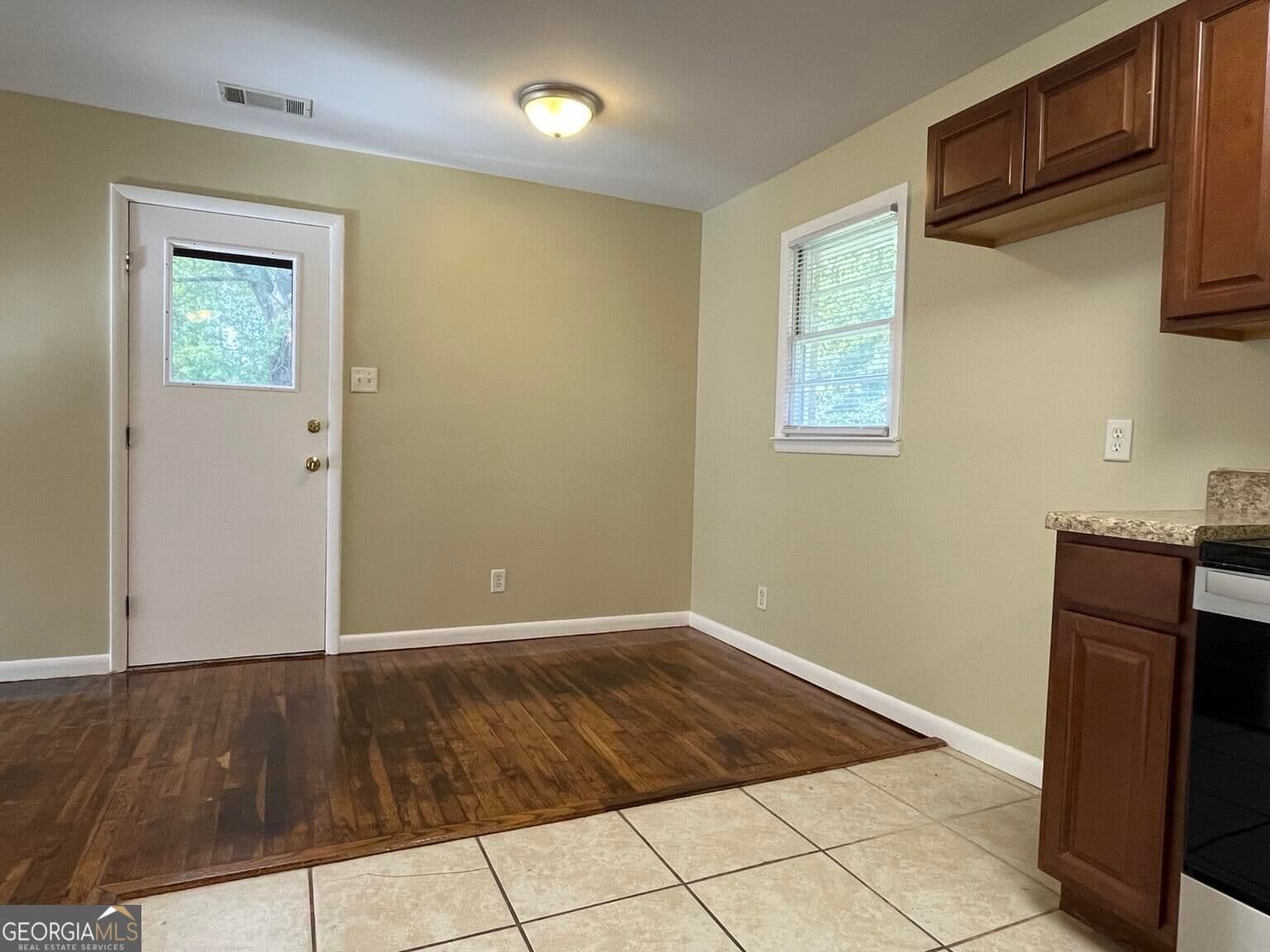 3 bedroom, 1 bathroom, 982 sq ft single family residence under contract at 26 Onnie Colquitt Road, Crawford, GA 30630 — photo 7
