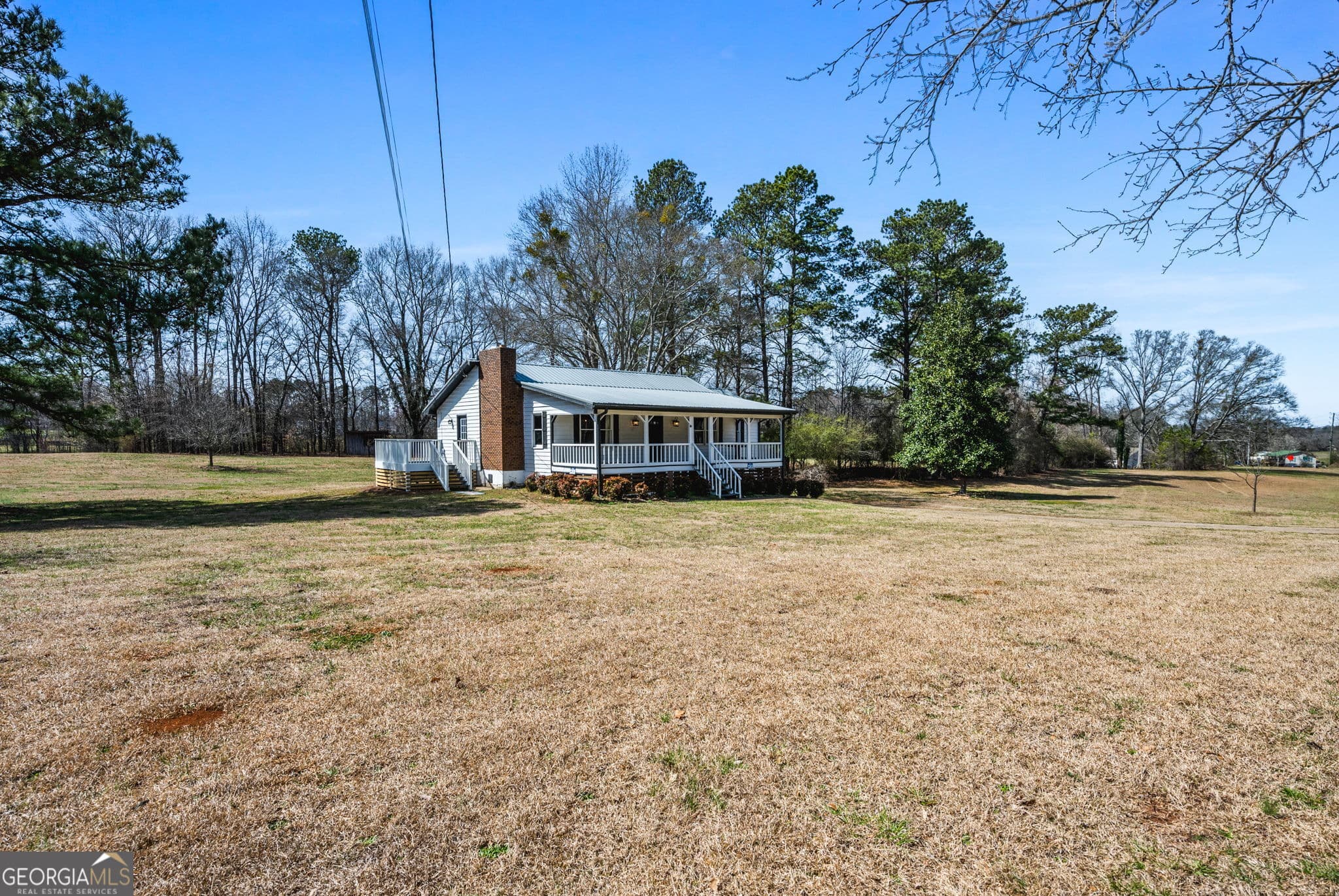 3 bedroom, 3 bathroom, 2,349 sq ft single family residence for sale at 5333 Pine Valley Road, Powder Springs, GA 30127 — photo 4