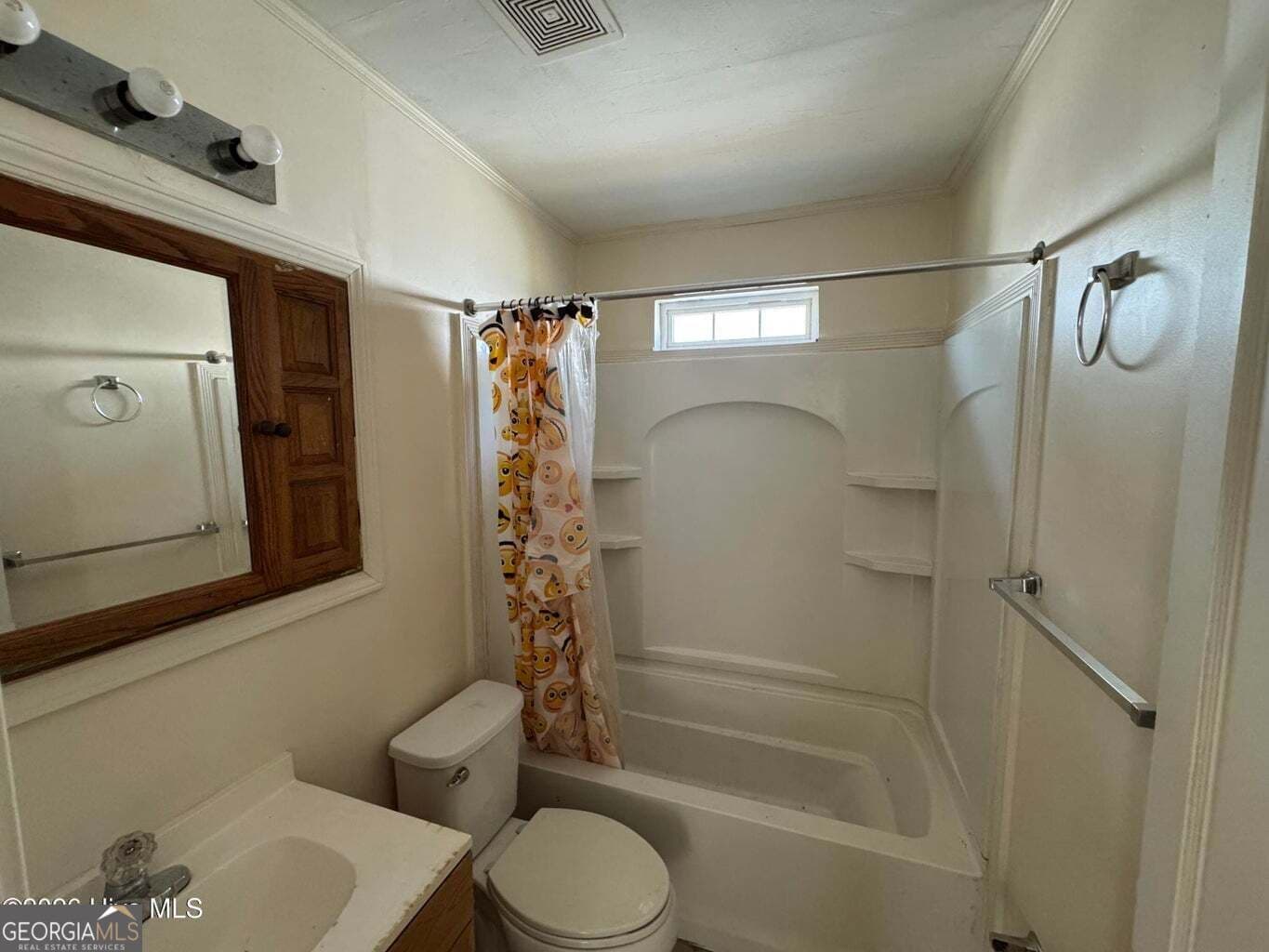3 bedroom, 1 bathroom, 958 sq ft single family residence under contract at 3 Taylor Street, Augusta, GA 30901 — photo 3