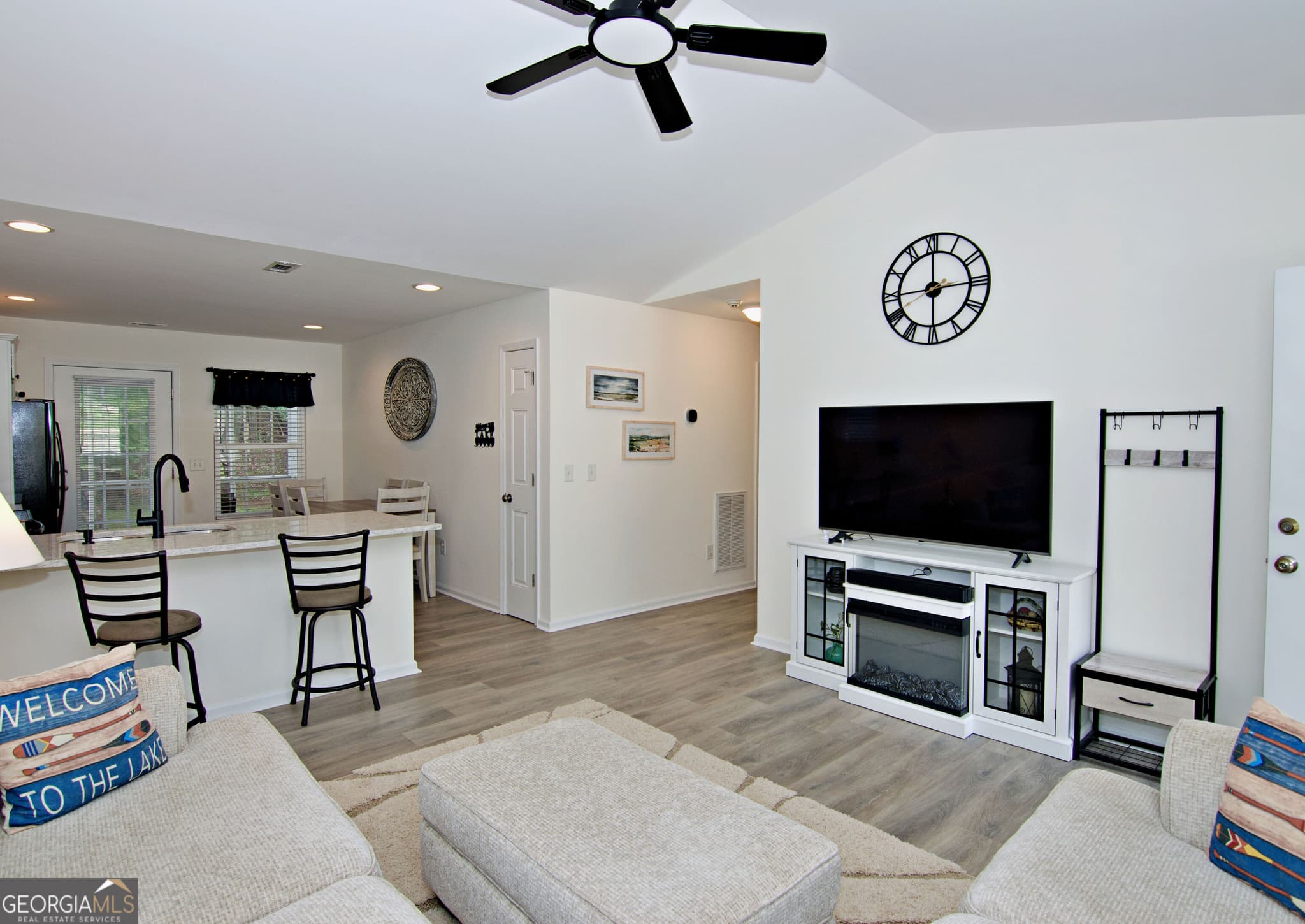 3 bedroom, 2 bathroom, 1,308 sq ft single family residence for sale at 108 ELM DRIVE Elm Drive, Westminster, SC 29693 — photo 8