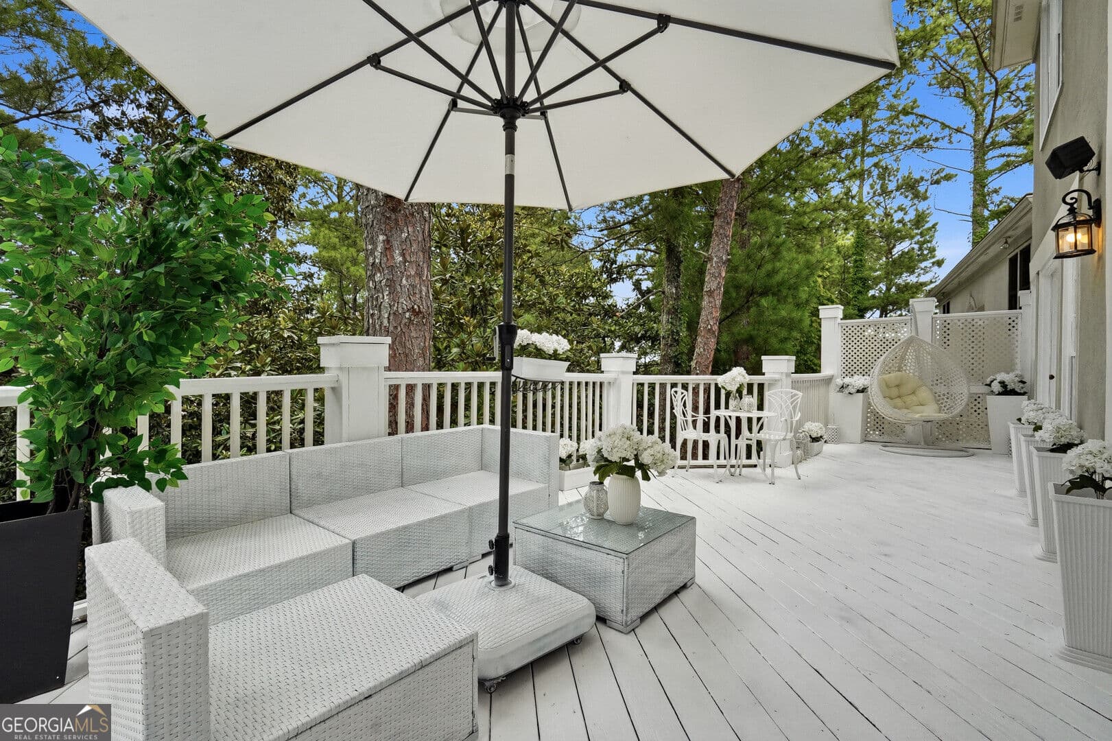 4 bedroom, 3.5 bathroom, 3,716 sq ft single family residence for sale at 110 Brassy Court, Alpharetta, GA 30022 — photo 6