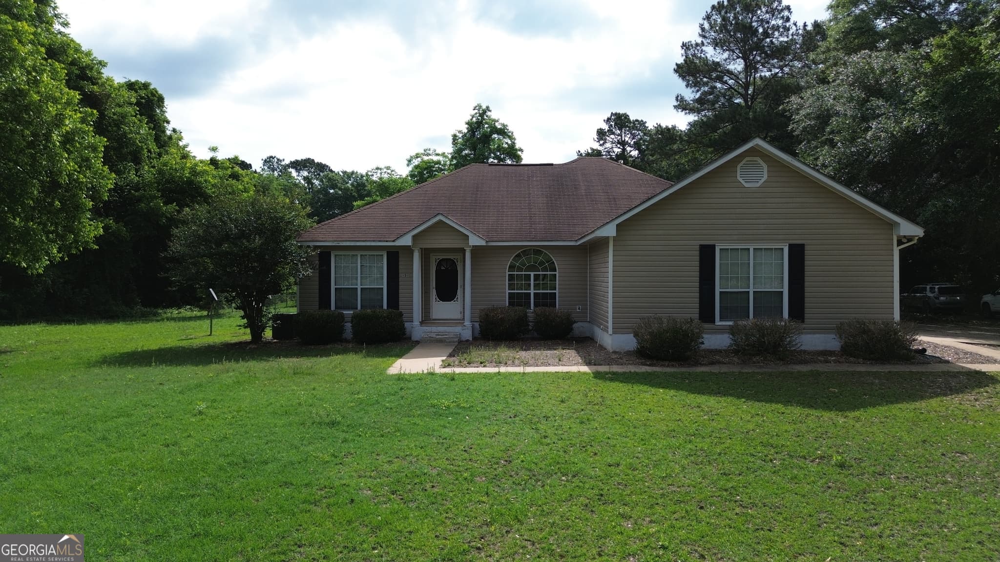 3 bedroom, 2 bathroom, 1,740 sq ft single family residence for sale at 959 Lovers Lane Road, Leesburg, GA 31763