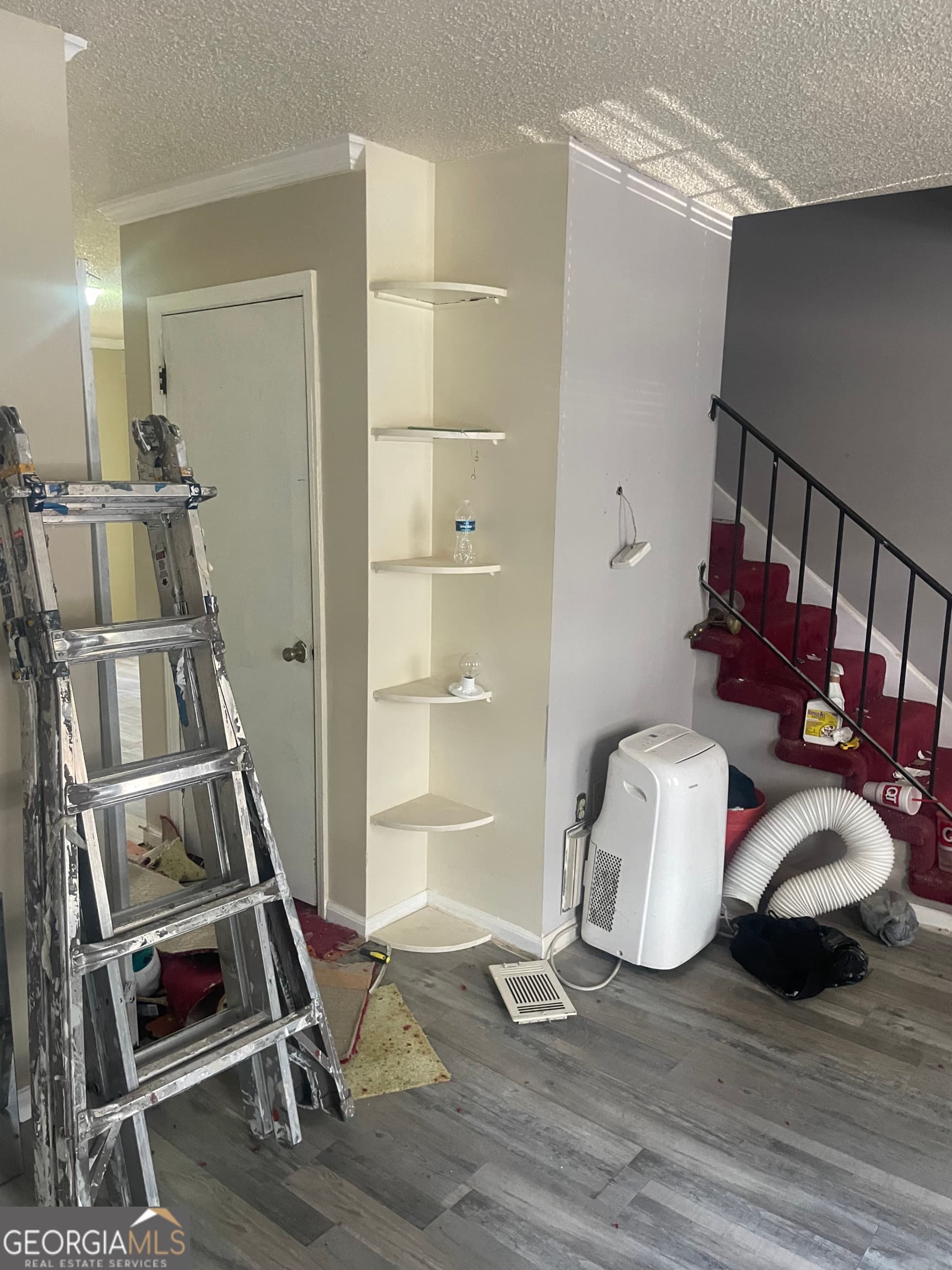 3 bedroom, 2.5 bathroom, 1,536 sq ft condominium for sale at 6354 Shannon Parkway, Union City, GA 30291 — photo 6