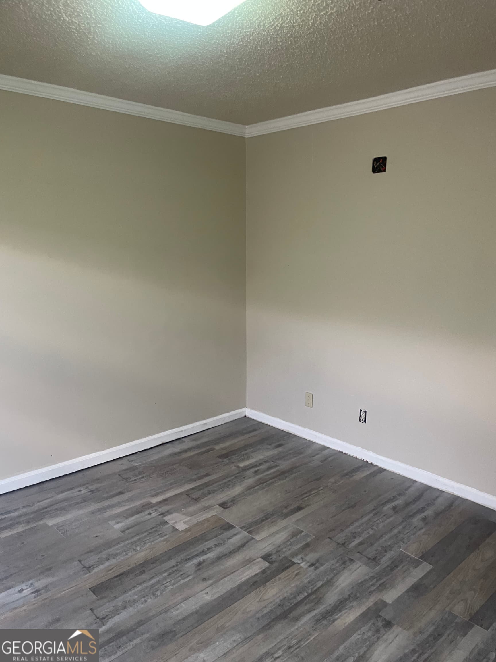 3 bedroom, 2.5 bathroom, 1,536 sq ft condominium for sale at 6354 Shannon Parkway, Union City, GA 30291 — photo 10