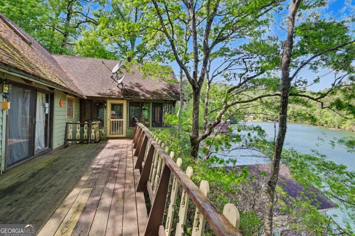 3 bedroom, 3 bathroom, 2,352 sq ft single family residence under contract at 15 Imperial Lane, Clayton, GA 30525 — photo 6