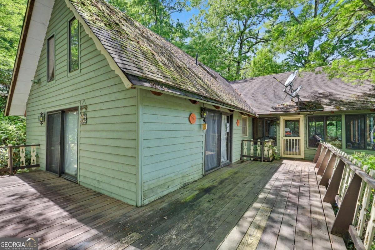 3 bedroom, 3 bathroom, 2,352 sq ft single family residence under contract at 15 Imperial Lane, Clayton, GA 30525 — photo 5