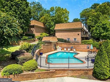 2 bedroom, 3 bathroom, 1,500 sq ft single family residence for sale at 1261 Lavista Road N8, Atlanta, GA 30324 — photo 1 of 31