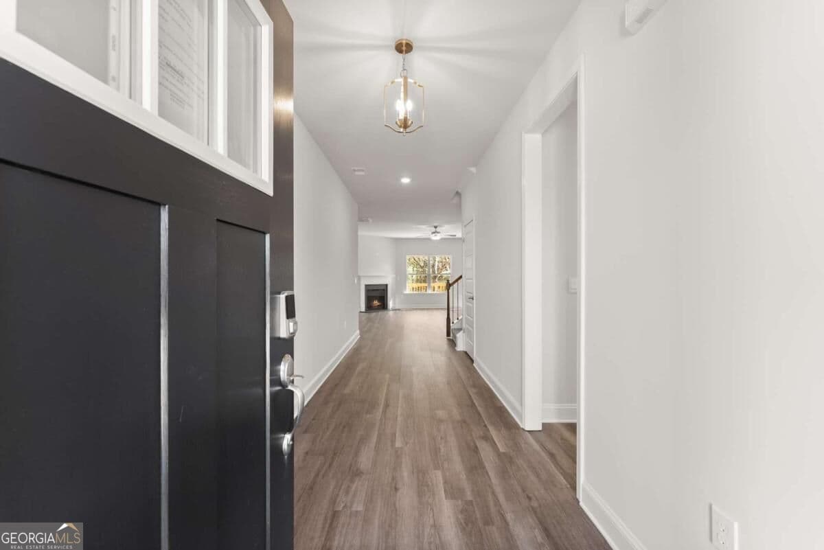 5 bedroom, 4 bathroom, 3,900 sq ft single family residence for sale at 105 Goodness Court, Commerce, GA 30530 — photo 5