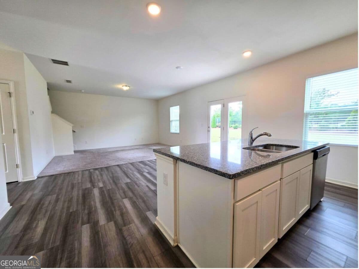 4 bedroom, 2.5 bathroom single family residence for rent at 65 Knightsbridge Lane, Winder, GA 30680 for $2,300 a month — photo 9