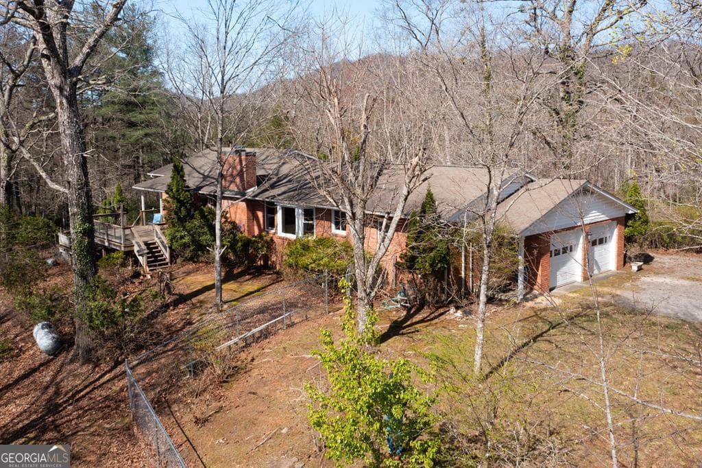 3 bedroom, 3.5 bathroom single family residence sold at 14 Wells Road, Brasstown, NC 28902
