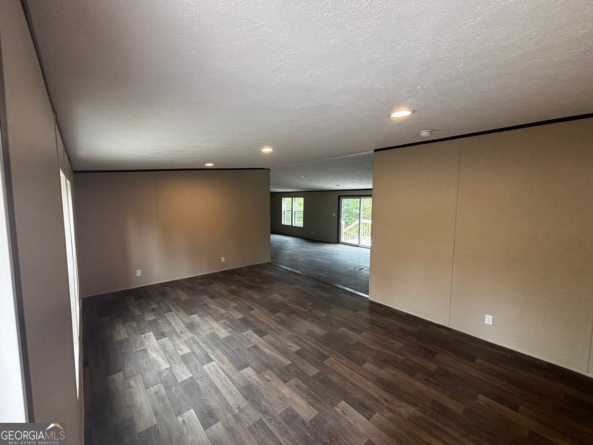 4 bedroom, 2 bathroom, 1,781 sq ft manufactured home,single family residence for sale at 472 Hwy 24 South, Milledgeville, GA 31061 — photo 6
