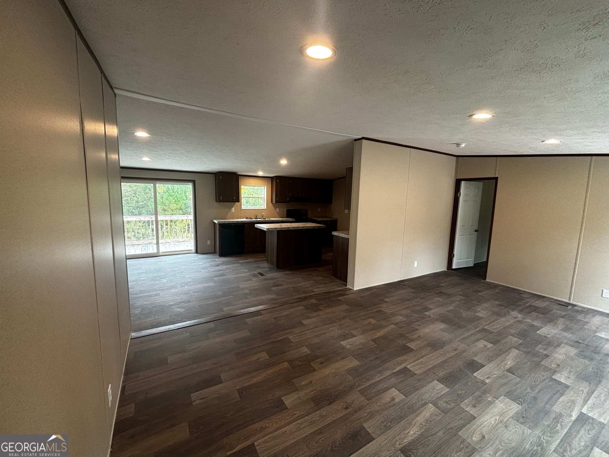 4 bedroom, 2 bathroom, 1,781 sq ft manufactured home,single family residence for sale at 472 Hwy 24 South, Milledgeville, GA 31061 — photo 10