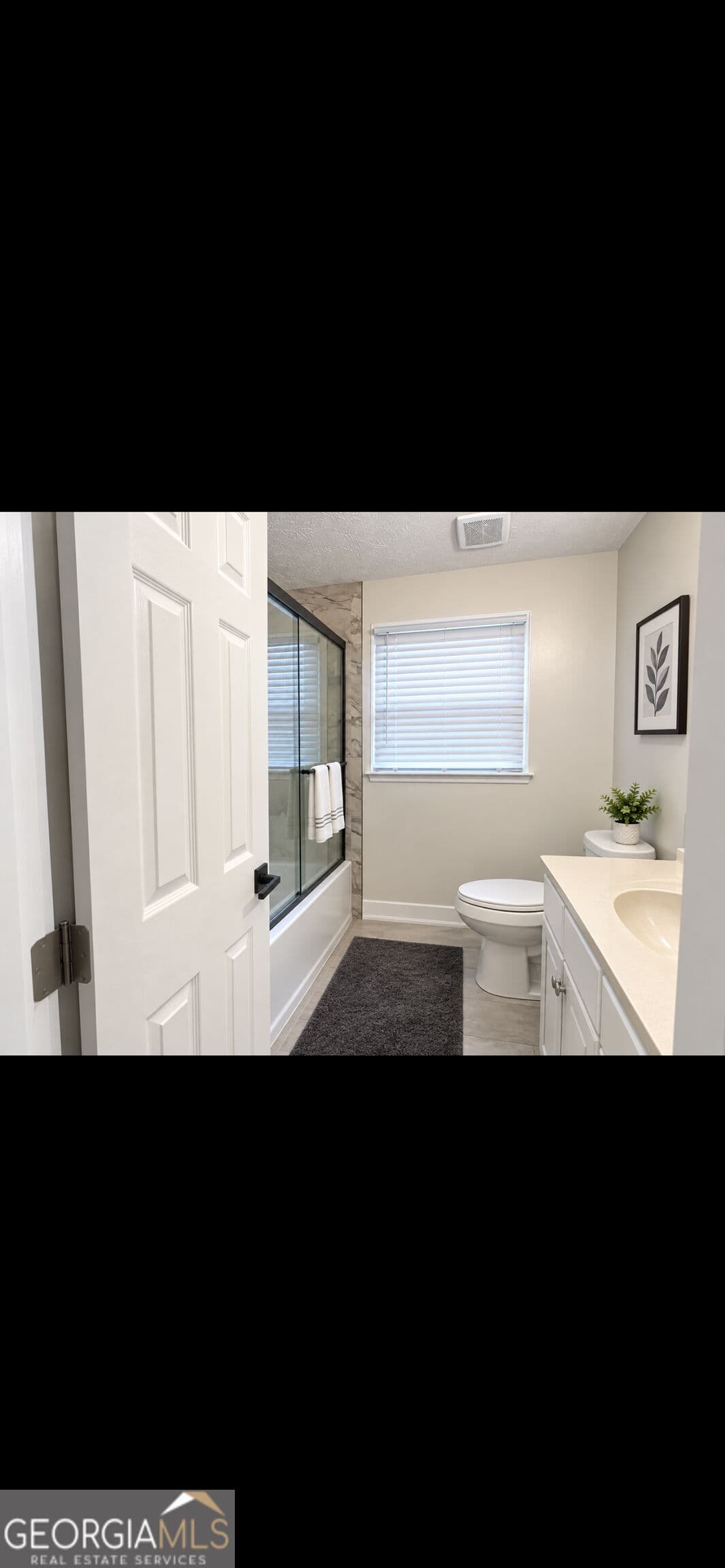 3 bedroom, 2.5 bathroom, 1,400 sq ft single family residence for sale at 130 Saddleview Lane, Ellenwood, GA 30294 — photo 6