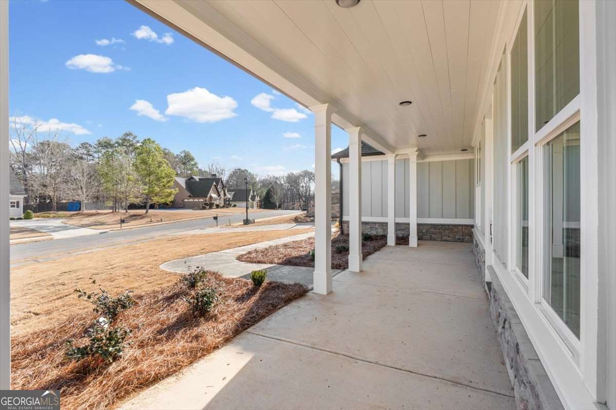 4 bedroom, 3 bathroom, 2,295 sq ft single family residence for sale at 7 Everwood Court, Rome, GA 30161 — photo 6