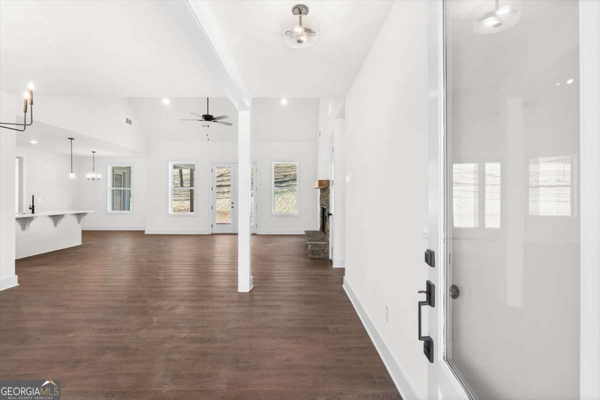4 bedroom, 3 bathroom, 2,295 sq ft single family residence for sale at 7 Everwood Court, Rome, GA 30161 — photo 7
