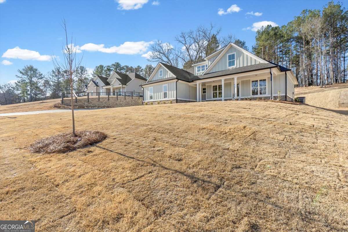 4 bedroom, 3 bathroom, 2,295 sq ft single family residence for sale at 7 Everwood Court, Rome, GA 30161 — photo 4