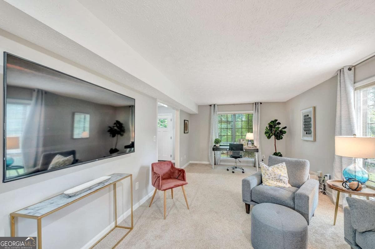 3 bedroom, 2.5 bathroom single family residence for rent at 2011 Kemp Road, Marietta, GA 30066 for $4,500 a month — photo 3