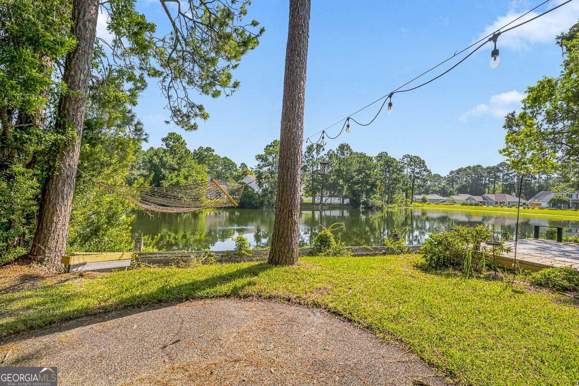 3 bedroom, 2 bathroom, 1,612 sq ft single family residence for sale at 22 Shell Pointe Court, Brunswick, GA 31525 — photo 6