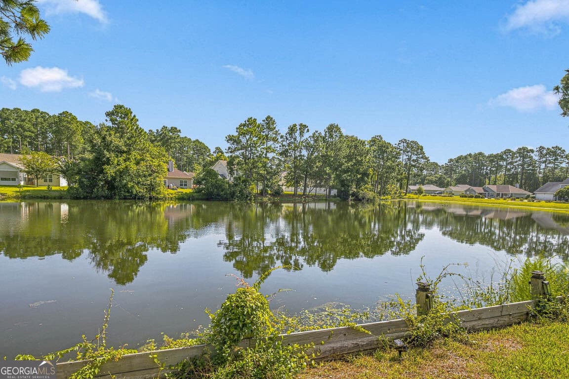 3 bedroom, 2 bathroom, 1,612 sq ft single family residence for sale at 22 Shell Pointe Court, Brunswick, GA 31525 — photo 5