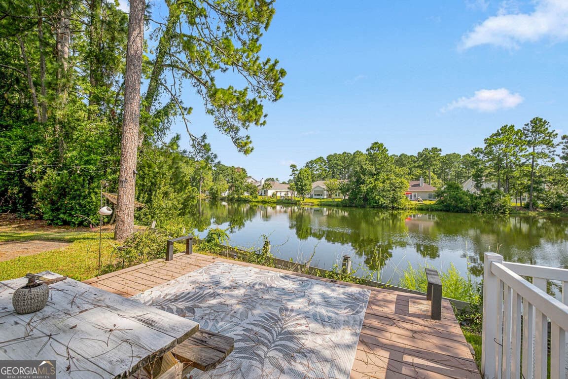 3 bedroom, 2 bathroom, 1,612 sq ft single family residence for sale at 22 Shell Pointe Court, Brunswick, GA 31525 — photo 9