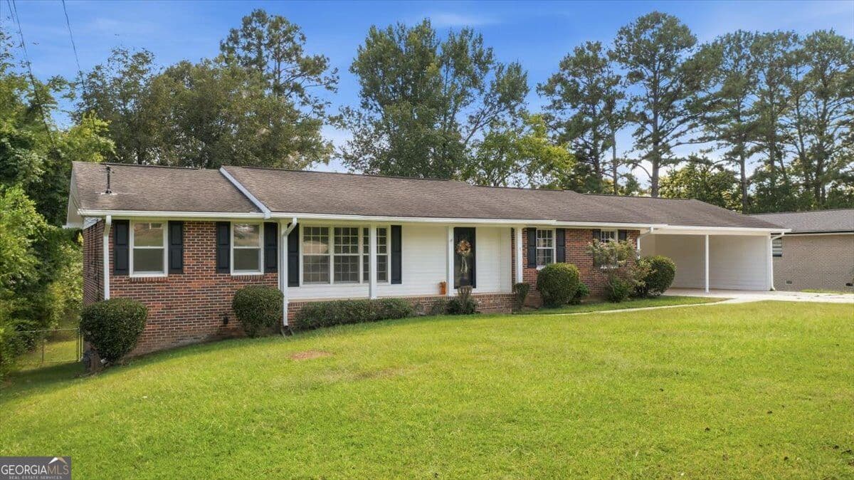 3 bedroom, 2.5 bathroom, 1,392 sq ft single family residence for sale at 3 Cameo Drive, Rome, GA 30165